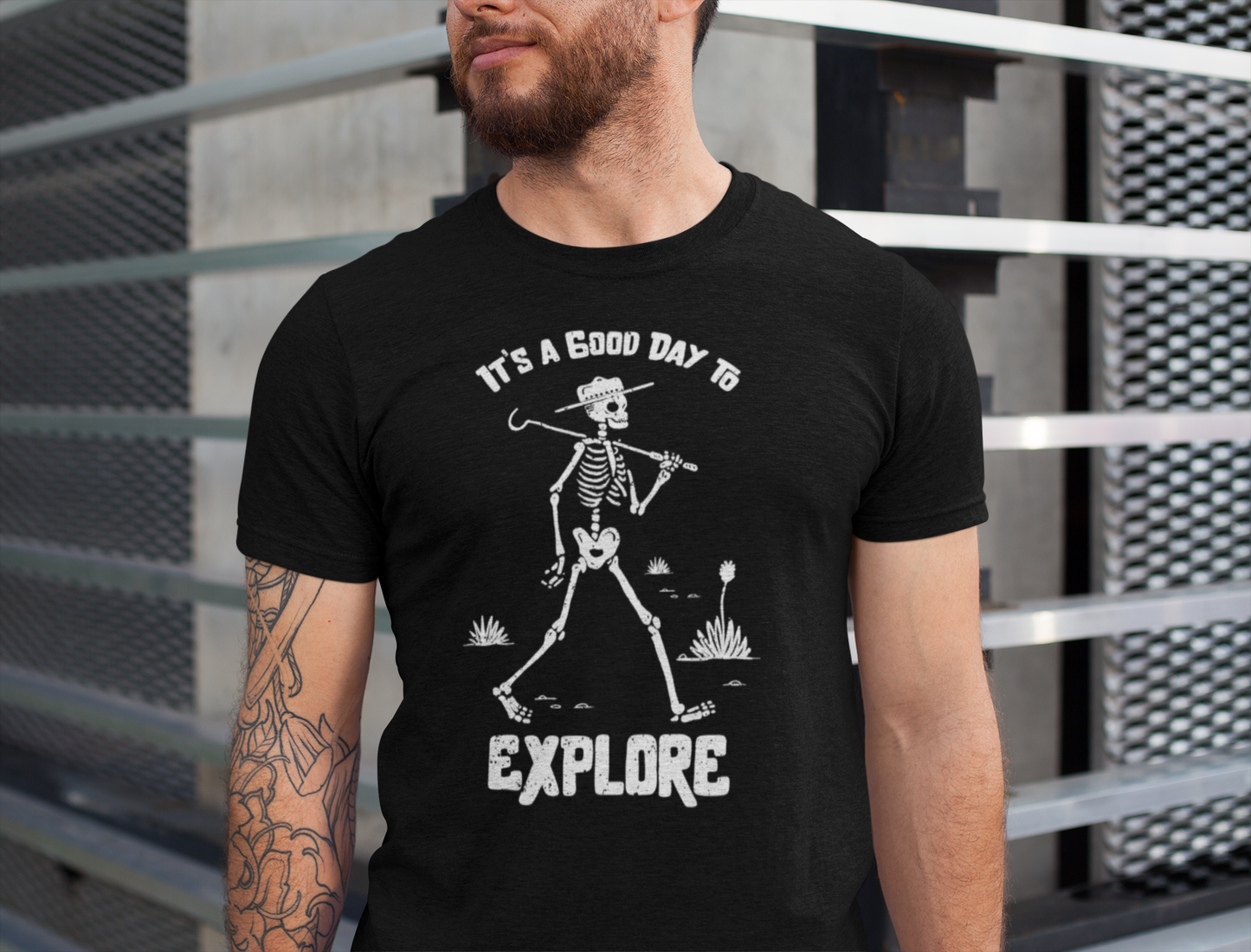 A Good Day to Explore - T-Shirt - Unisex